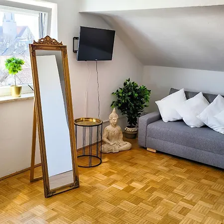 Appartamento Dg R: Helle 40m² 2-zimmer Nahe Salzburg *